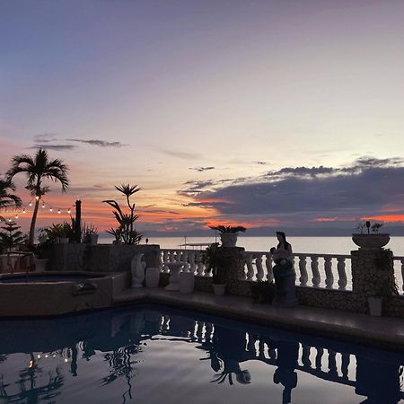 Sunset Beach Resort Moalboal Kültér fotó