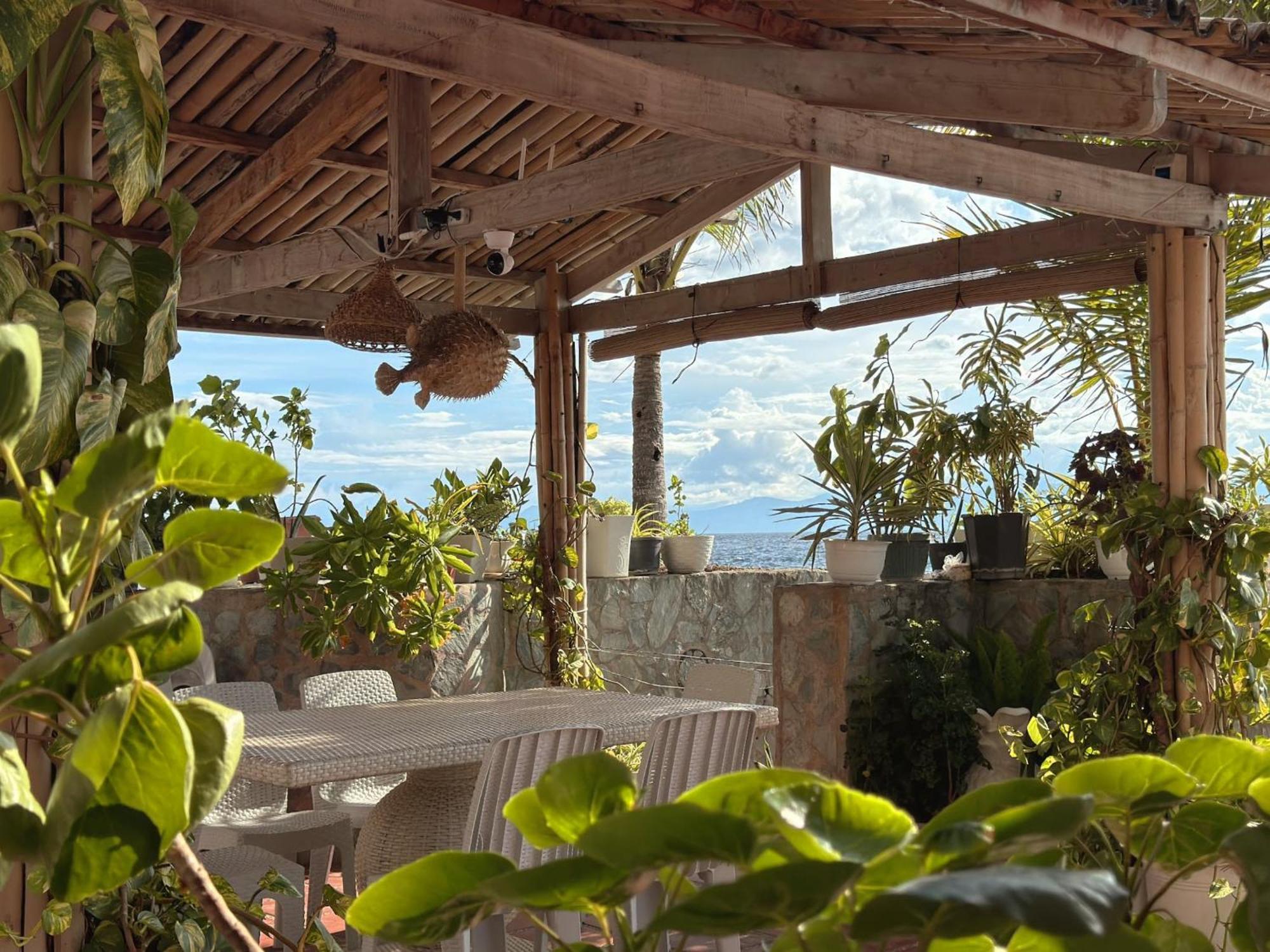 Sunset Beach Resort Moalboal Kültér fotó