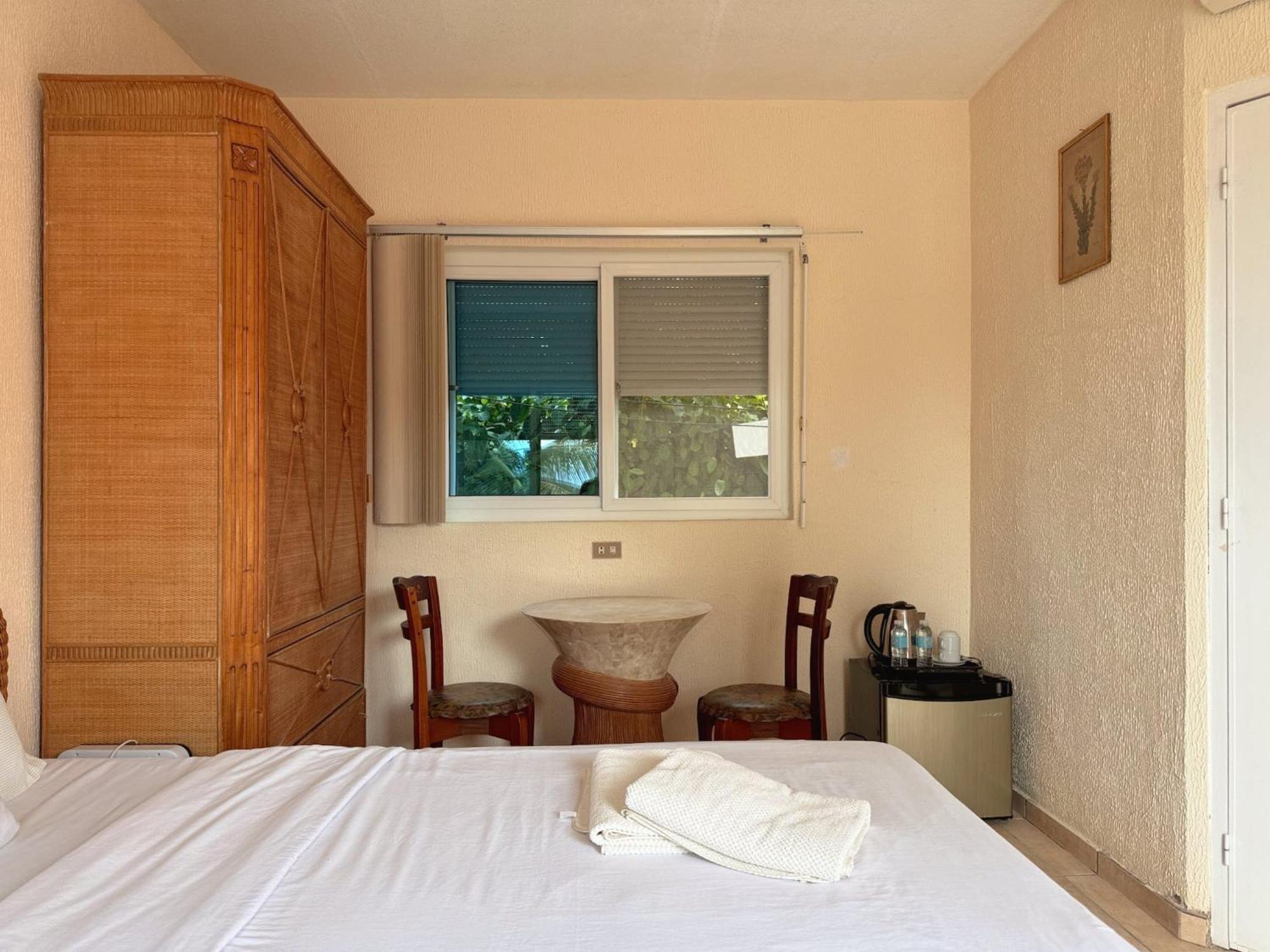 Sunset Beach Resort Moalboal Kültér fotó