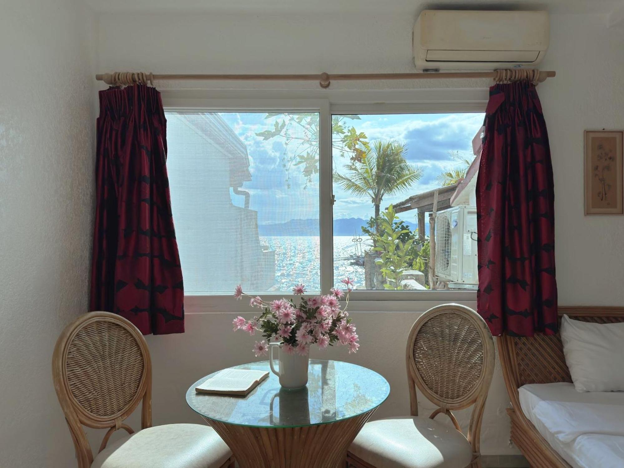 Sunset Beach Resort Moalboal Kültér fotó